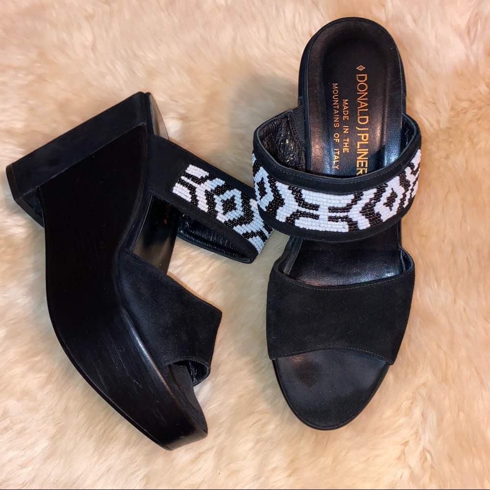 Donald J Pliner Platform Suede Studded Heels - Picture 1 of 6